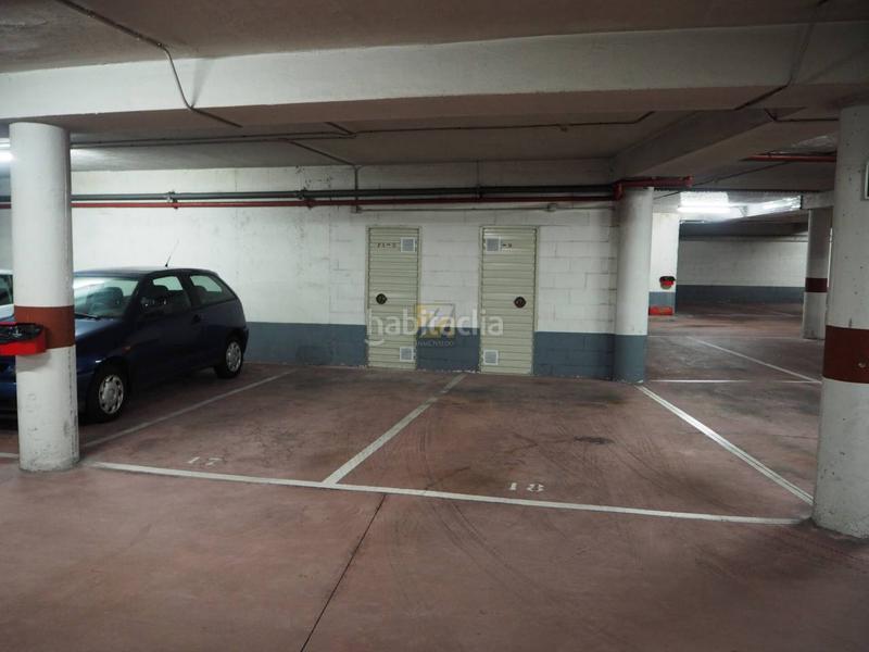 Foto 4a214656-a87c-4b88-ae79-5b7c98d92447. Location parking voiture dans El Postigo Oviedo