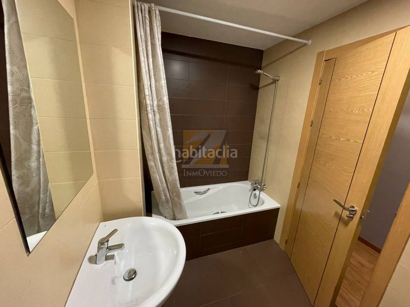 Foto 6cb206e7-184f-4e3b-ac53-5d5f130582a4. Pis amb calefacció aparcament a Fozaneldi - Tenderina Oviedo