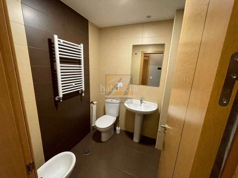 Foto baa9a246-87a0-43d5-be43-f786b820783b. Pis amb calefacció aparcament a Fozaneldi - Tenderina Oviedo