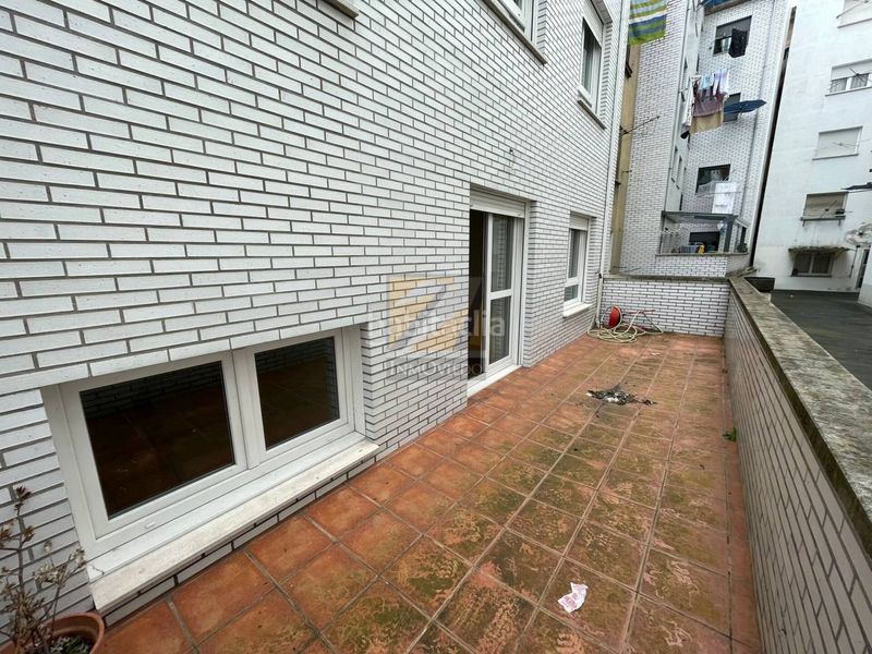 Foto e009e3cd-7335-46f2-a41a-79b83ce5cc2c. Pis amb calefacció aparcament a Fozaneldi - Tenderina Oviedo