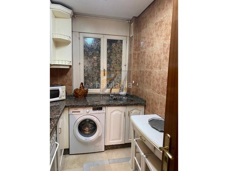 Foto 1c2e1417-be22-43f7-b1a1-69cf2e0d43af. Appartamento con riscaldamento parcheggio in Salesas - Foncalada - Campoamor Oviedo