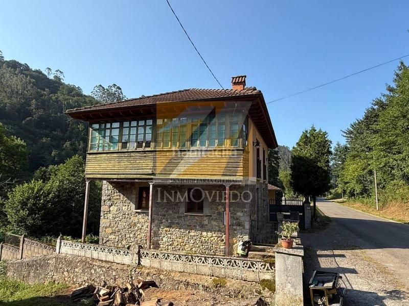 Foto d5082711-e640-4686-b397-ba41bd7ff88f. Casa se vende preciosa casa en vegarrionda, infiesto en Piloña