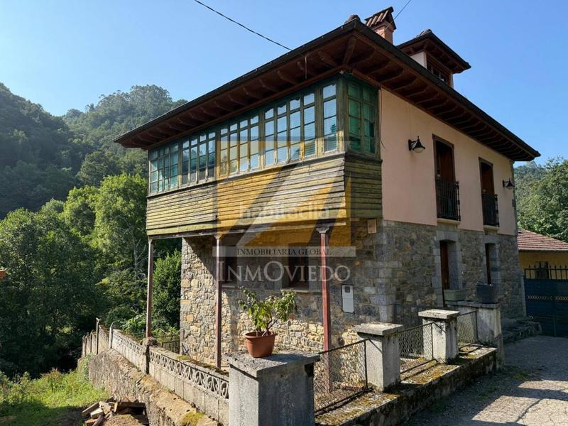 Foto dd779ad1-d39a-46f7-b42f-2225f53343ce. Casa se vende preciosa casa en vegarrionda, infiesto en Piloña