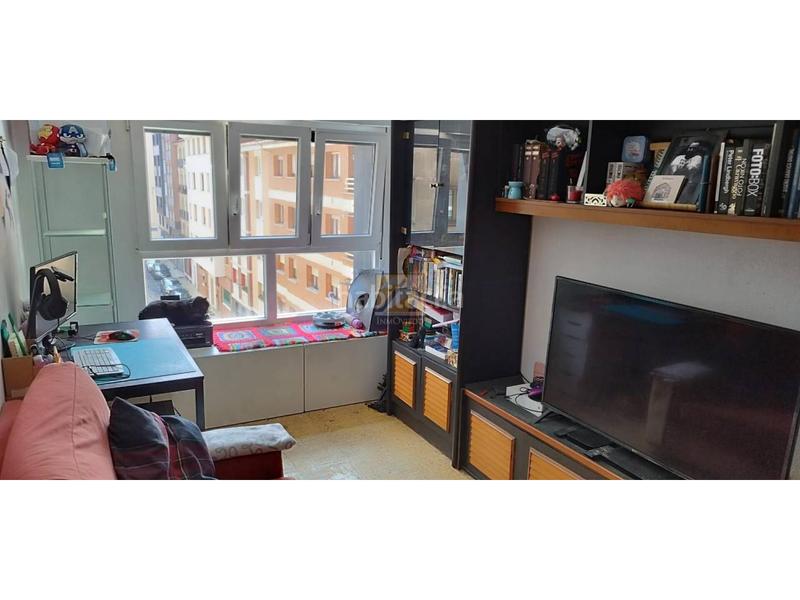 Foto fca71ff8-2378-4e03-9880-523797e60938. Piso venta piso Centro en Centro Gijón