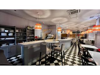 Location Local commercial à Santa doradía 23. Alquiler de restaurante en pleno centro de gijón