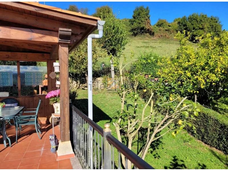 Foto b51fcd52-3363-4217-9122-ce55879c08a1. Chalet con riscaldamento parcheggio in Parroquias Norte - Naranco Oviedo