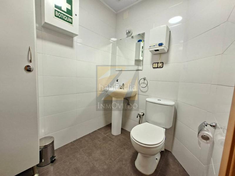 Foto e43c2f2e-821e-48d3-ac80-04328728a0d2. Alquiler local comercial local en alquiler en san claudiotrubialas caldas33191 en Oviedo