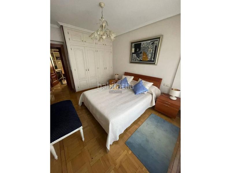 Foto c3ed136f-1c4c-428b-a2bd-00bbbca93902. Appartamento con riscaldamento in Parque San Francisco - Uría Oviedo