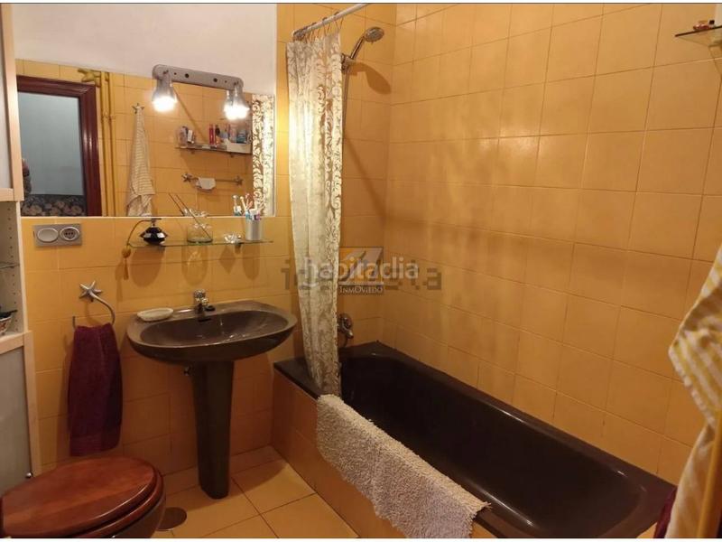 Foto 90f7a6b2-f6bd-4902-bedc-c2fbf8302c69. Appartamento con riscaldamento in Parque San Francisco - Uría Oviedo