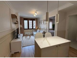 Location Appartement  Plaza primo rivera. Alquiler precioso apartamento 1 hab. en pleno centro de oviedo