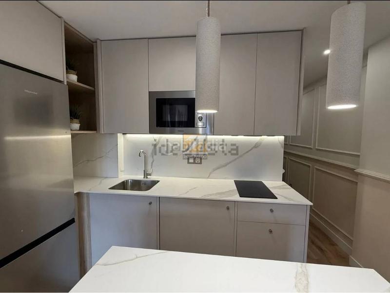Foto 8001e703-b7d4-46bd-9969-c3219a7c0ad1. Rent flat with heating in Milán - Pumarín Oviedo
