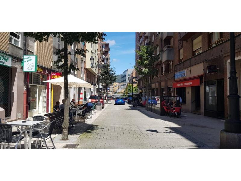 Foto 49e34fd2-5698-419b-81e8-e8768b0670b8. Pis amb calefacció aparcament a El Cristo Oviedo