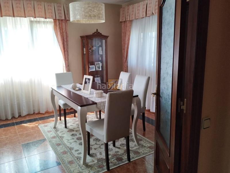 Foto 30faba2f-ba9f-4a86-ba53-7a3f8f147cd7. Chalet avec chauffage parking dans Selorio - Tornón Villaviciosa