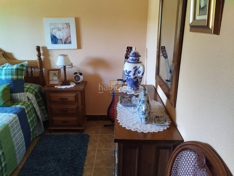 Foto 531c553b-cadc-47c2-ad96-be758fb8b2ec. Chalet avec chauffage parking dans Selorio - Tornón Villaviciosa