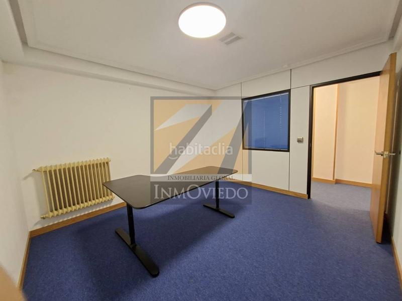 Foto 20dc9c9a-7c66-4e8b-bdfb-ccd5dc591299. Rent office space with heating in Salesas - Foncalada - Campoamor Oviedo