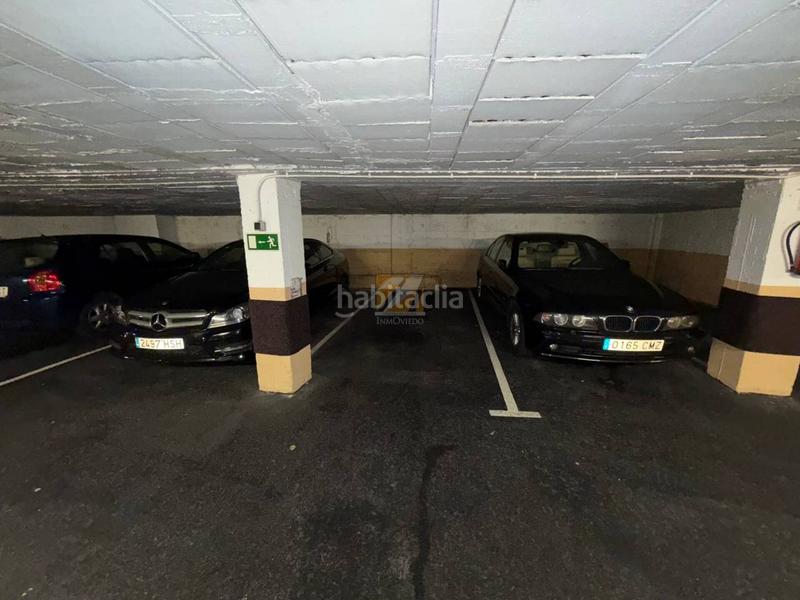 Foto a8100225-52be-4ef8-b96a-80fff1251893. Rent car parking in Salesas - Foncalada - Campoamor Oviedo