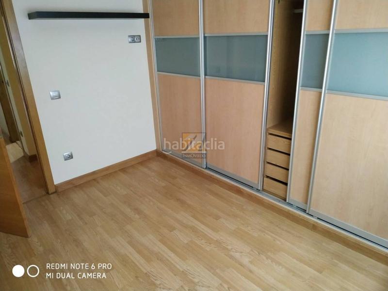 Foto 9981dd1c-2bc5-4148-99b2-a4191e4241f9. Alquiler piso alquiler ático en Fozaneldi - Tenderina Oviedo