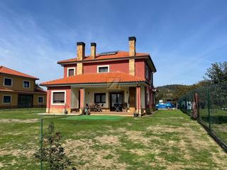 Casa  Castiello. Venta chalet lugo de llanera