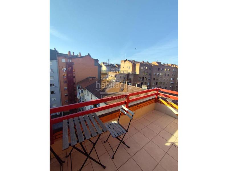 Foto 2febf5fe-e401-4cb0-b6fa-9bc40c06c346. Attico con riscaldamento parcheggio in Auditorio - Seminario - Parque de Invierno Oviedo