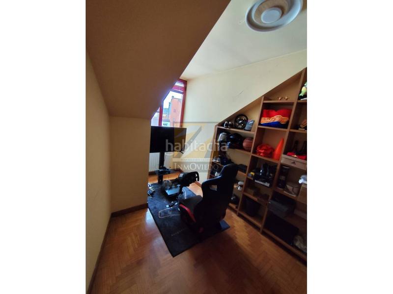 Foto b3bd9e81-fa34-4197-914b-179e3229dd6c. Attico con riscaldamento parcheggio in Auditorio - Seminario - Parque de Invierno Oviedo