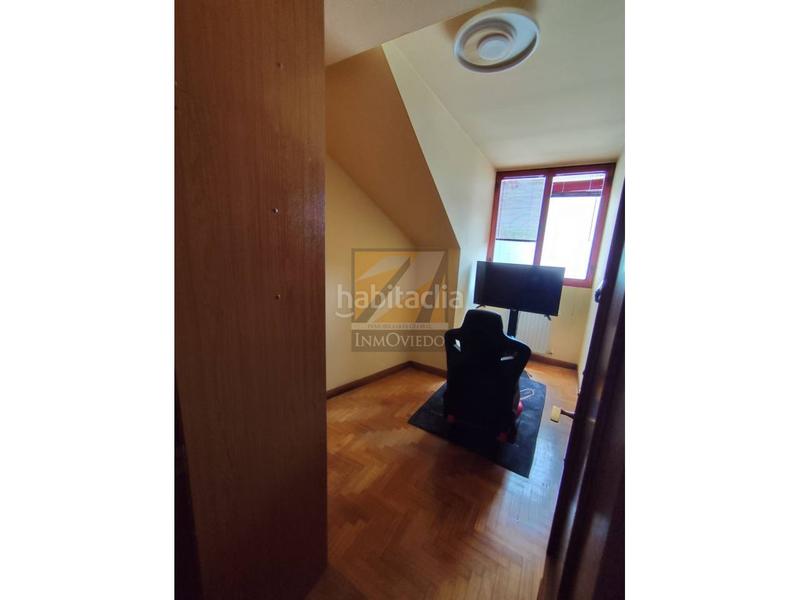 Foto ef3767b4-eba8-44aa-b5a0-6b7d493dbf37. Attico con riscaldamento parcheggio in Auditorio - Seminario - Parque de Invierno Oviedo