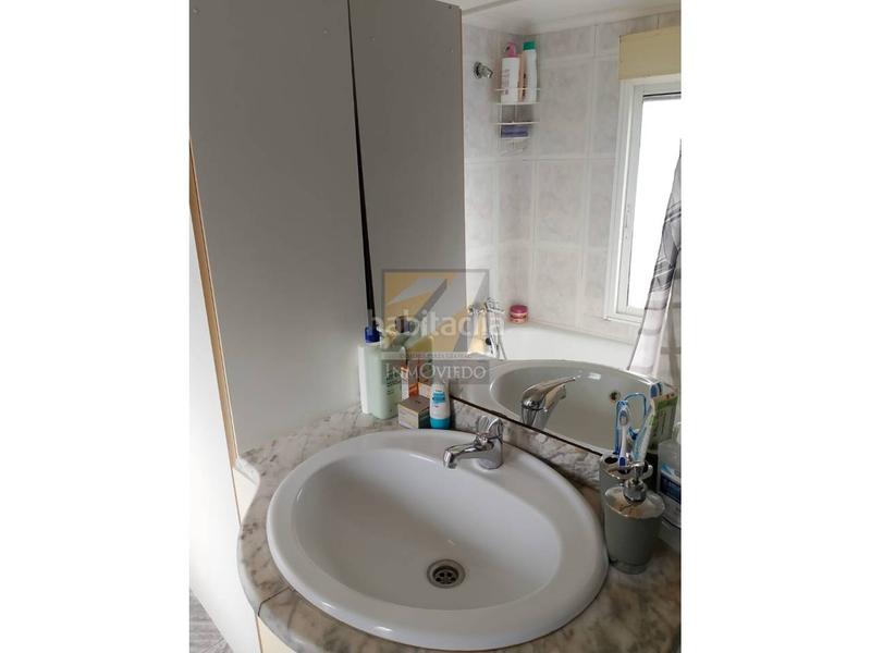 Foto 10eba74e-0f32-400d-8d51-6c6634268992. Casa con riscaldamento parcheggio in Parroquias Sur - La Manjoya Oviedo