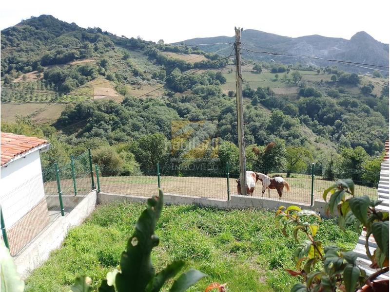 Foto 4738c077-e802-4db6-8ce2-da279c2d448b. Casa con riscaldamento parcheggio in Parroquias Sur - La Manjoya Oviedo