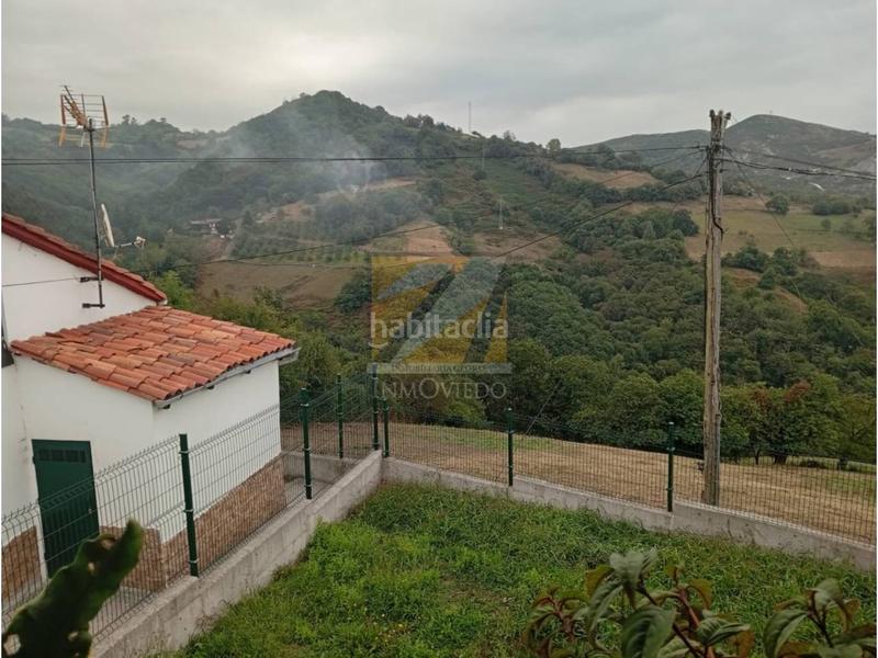 Foto 9ae952ee-96a8-4b75-98ce-e440d162e438. Casa con riscaldamento parcheggio in Parroquias Sur - La Manjoya Oviedo