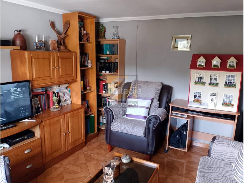 Foto c89003c3-f7d4-4bc6-9273-fed425b191bc. Casa con riscaldamento parcheggio in Parroquias Sur - La Manjoya Oviedo