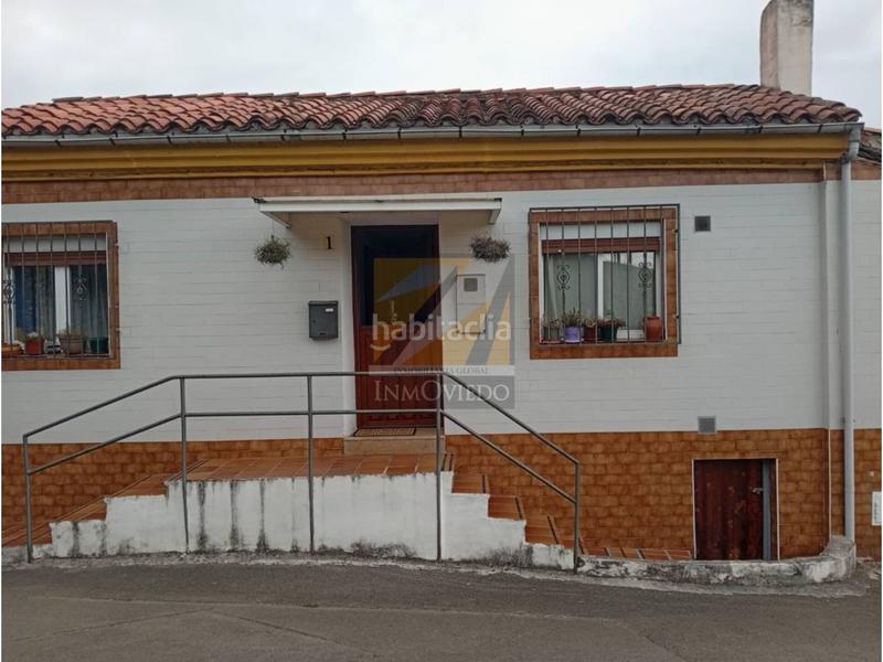 Foto dba89aa0-38fc-4bdc-8553-5e632e4c40b4. Casa con riscaldamento parcheggio in Parroquias Sur - La Manjoya Oviedo