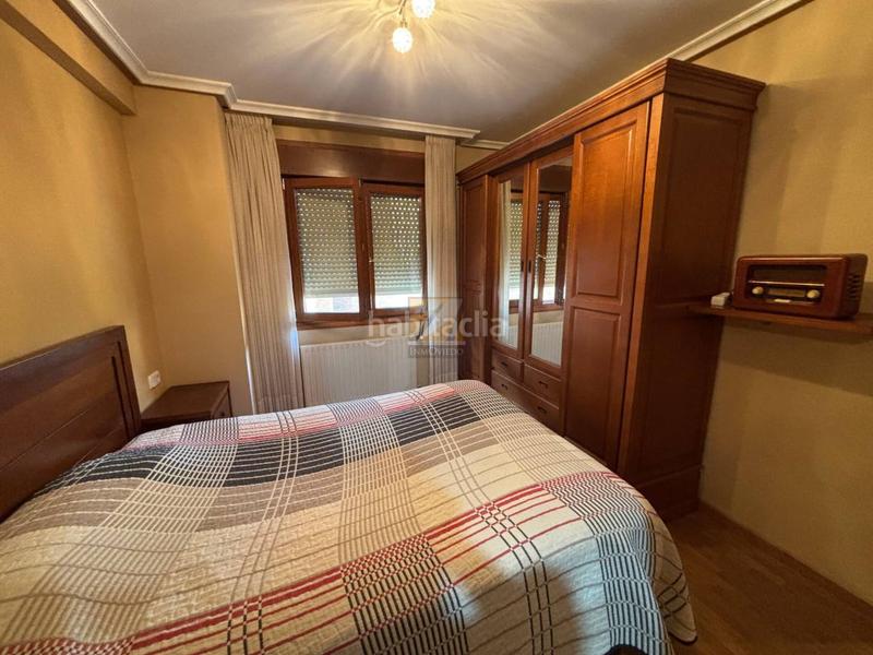 Foto cac12f9c-c683-4d2a-9fb1-68ff83595c00. Etagenwohnung mit heizung in Las Campas Oviedo