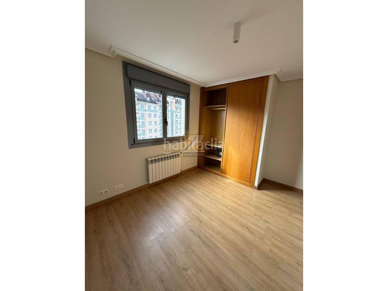Foto 5c04e055-5015-4812-bc94-1cae02cdb2a1. Alquiler piso alquiler piso en Ciudad Naranco - Prados de La Fuente Oviedo