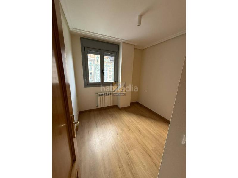 Foto 2ee18672-351d-4f30-aa28-9fd6887fd687. Rent flat with heating parking in Ciudad Naranco - Prados de La Fuente Oviedo