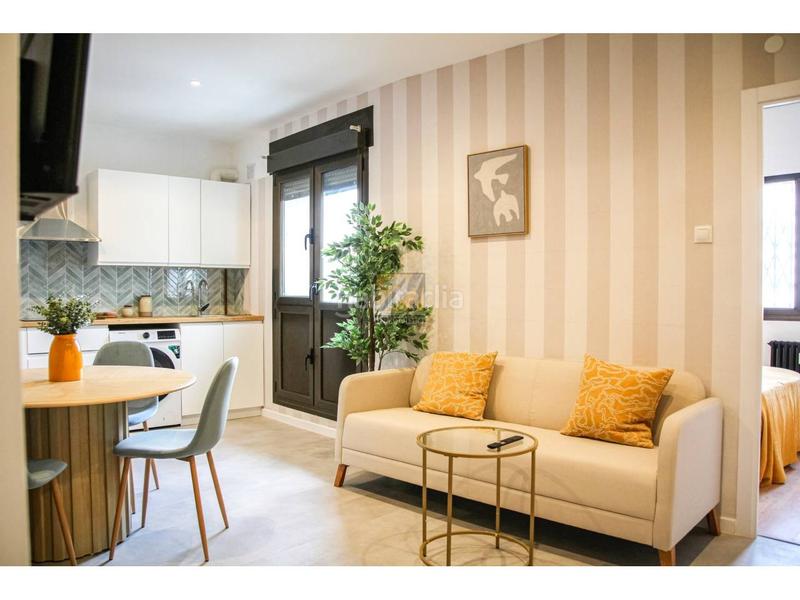 Foto 25299a4e-6e96-4055-911a-ba73039284ee. Pis amb calefacció a Auditorio - Seminario - Parque de Invierno Oviedo