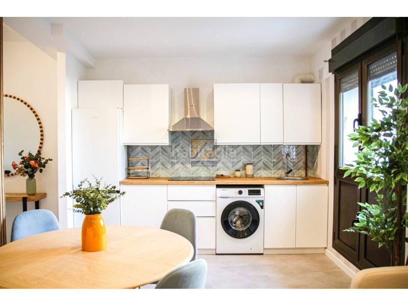 Foto 9ae1f48f-742e-4ea3-9cae-1b9351e6bae3. Pis amb calefacció a Auditorio - Seminario - Parque de Invierno Oviedo