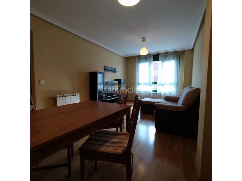 Foto a56d1c67-b972-4558-9b92-b6d941a1e404. Miete etagenwohnung mit heizung parking in Huca - La Cadellada Oviedo