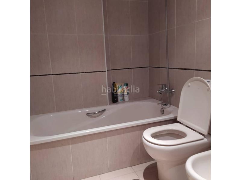 Foto 3cf8b8f7-f8f1-4a81-907a-7b732f5c4145. Rent flat with heating parking in Huca - La Cadellada Oviedo