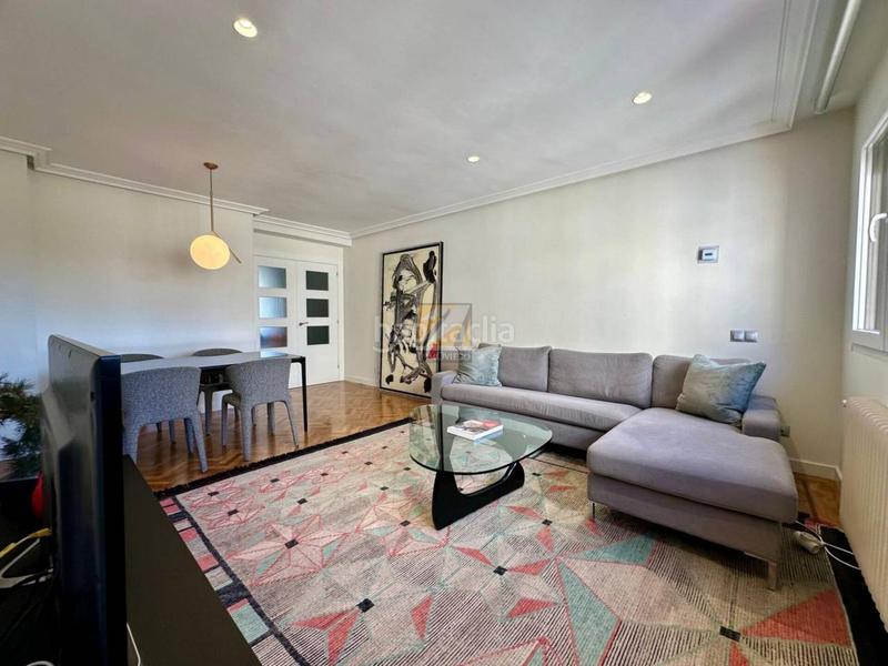 Foto f1c52d38-80e5-4551-85d6-2ad8f8042fda. Pis amb calefacció a Auditorio - Seminario - Parque de Invierno Oviedo