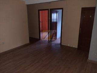 Pis  Comandante janáriz. Venta de piso en oviedo