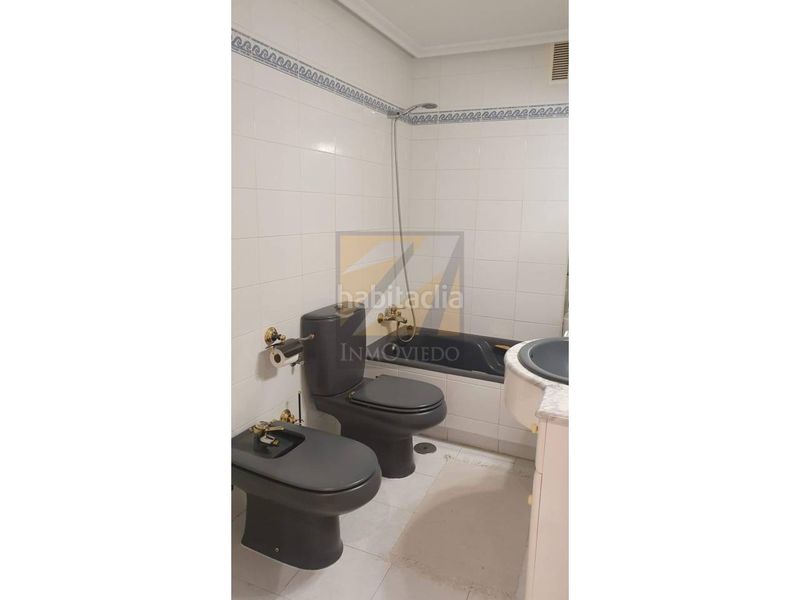 Foto a0ebe026-845a-464d-80fe-89680db563cc. Pis a Ribadesella