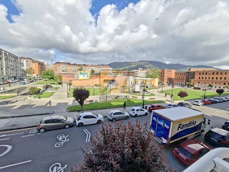 Foto a64b0252-9641-4c09-bef4-7c127a11baed. Pis amb calefacció aparcament a Milán - Pumarín Oviedo
