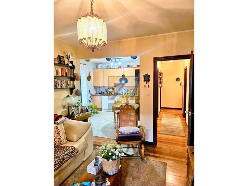 Foto 4c63c1b8-f437-42ec-bcc6-b8cabbc53b75. Pis amb calefacció aparcament a Parres