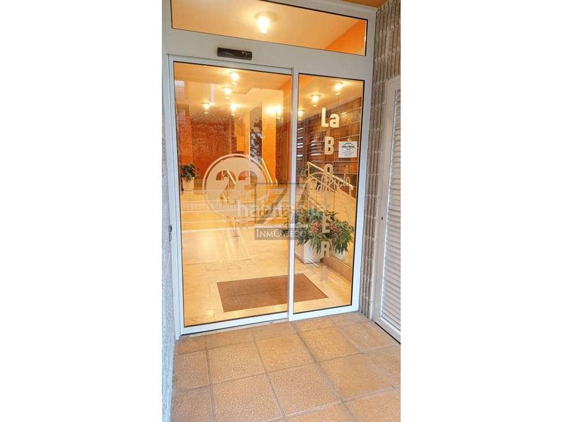 Foto 84ae121a-6015-4583-83c4-6978914e62fb. Pis amb calefacció aparcament a Parres