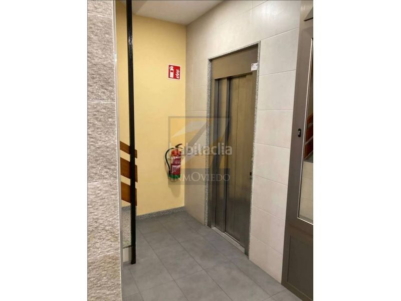 Foto 54d40d99-441a-4bf8-8b89-4011a64514c8. Apartament amb calefacció a Centro Gijón