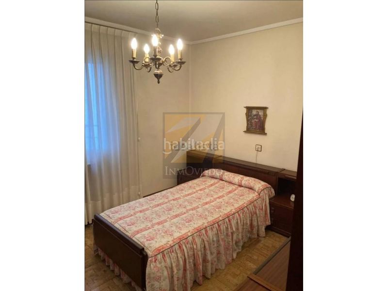 Foto a24b82a8-011f-46d2-be79-0edb805b2182. Apartament amb calefacció a Centro Gijón
