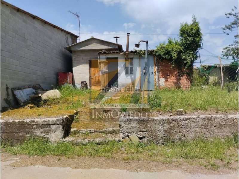 Foto 8c327256-5d12-4d1c-a953-6e79e3af35de. Casa amb calefacció aparcament a Tineo