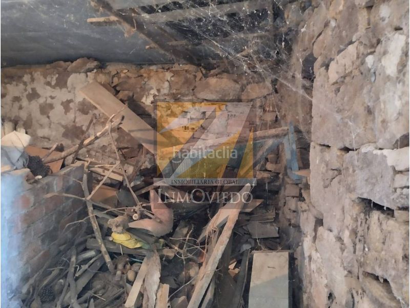 Foto a3b4a376-3886-4194-897c-87344e2c3b78. Casa amb calefacció aparcament a Tineo