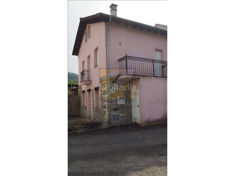 Foto 4a61d27c-a702-46e9-b3bf-61dfbe5dcfcd. Casa a Santo Domingo - El Campillín Oviedo