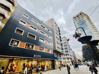 Flat in Calle palacio valdés 4. Venta de fantastico piso en el corazón de oviedo, en la peatonal