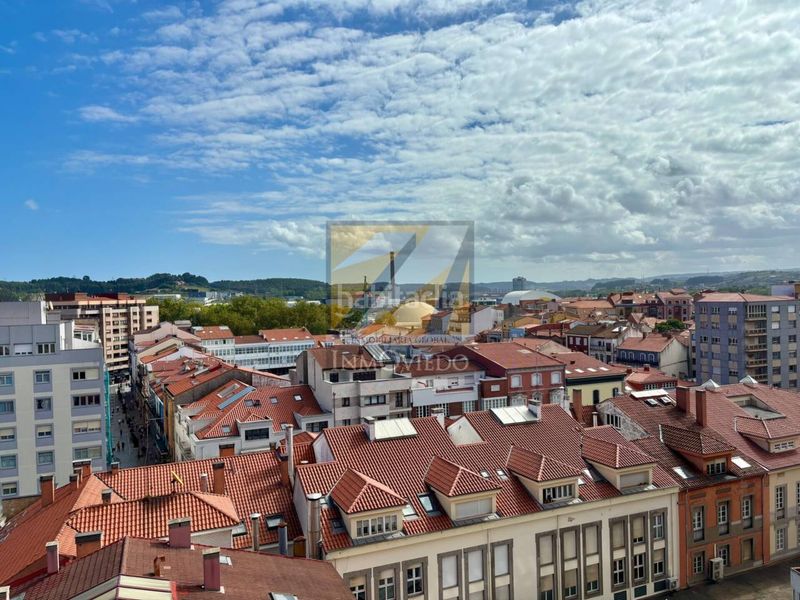 Foto 024fa6ec-b245-4909-a80e-edc23e28462e. Pis amb calefacció aparcament a Centro Avilés